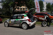 Rallye Český Krumlov: Přeskupení v Jelení zahradě v Českém Krumlově